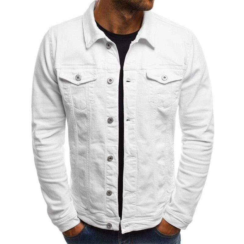 Weiße Jeansjacke Herren, Knopfleiste, Brusttaschen, modisch, lässig, Denim-Look.
