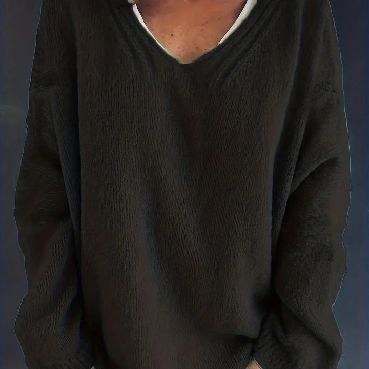 Damenpullover V-Ausschnitt, schwarz, Strick, lässig, bequem, modisch, Herbstmode.