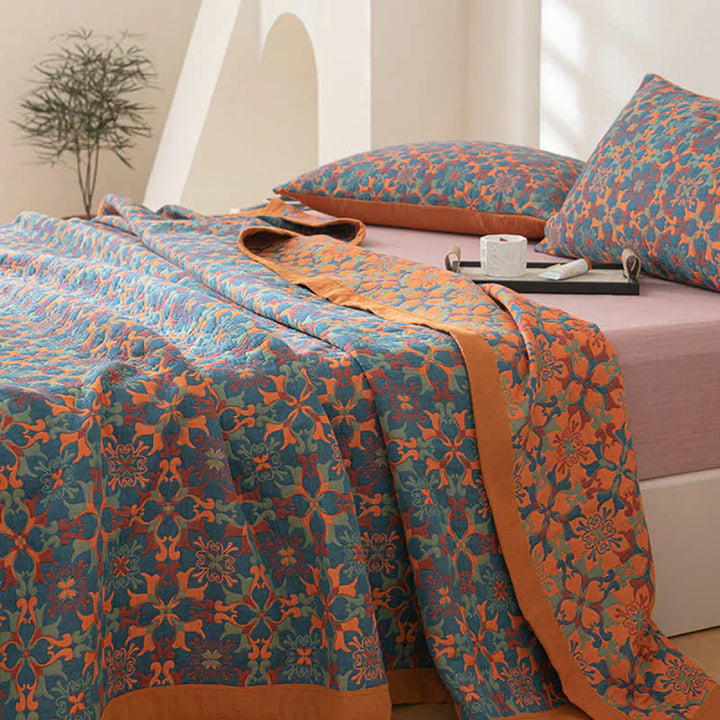 Cotton quilt with blue pattern – Florencia