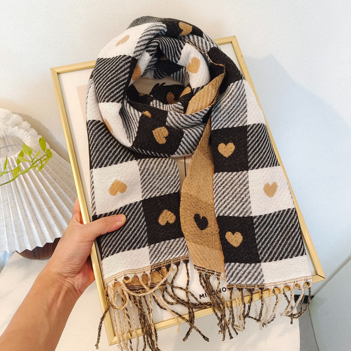 Checkered women's scarf made of polyester for autumn & winter – Aurelie