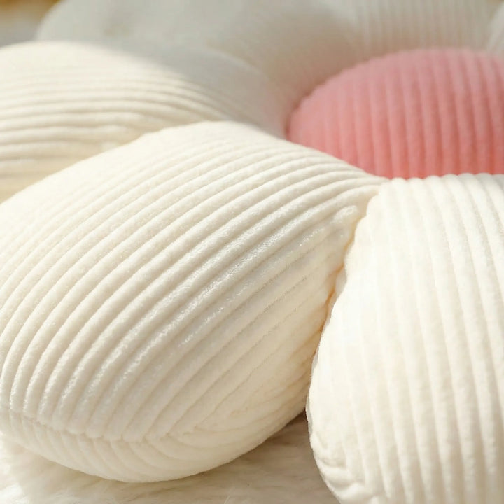 Bloemvormig Sierkussen In Pasteltinten - Bloomcush