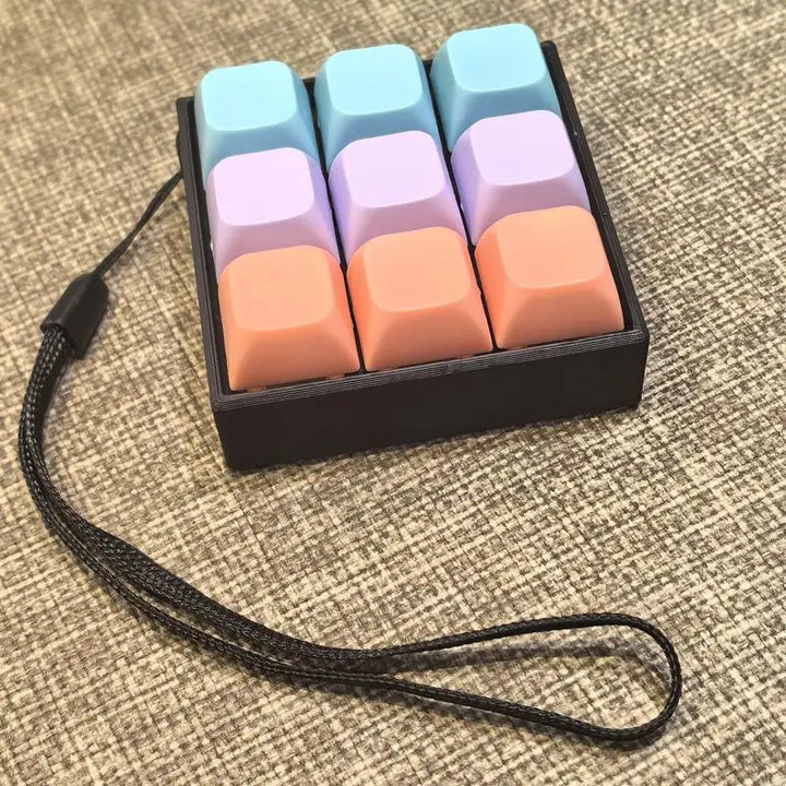 Compact Button Clicker Keychain - Fidgix