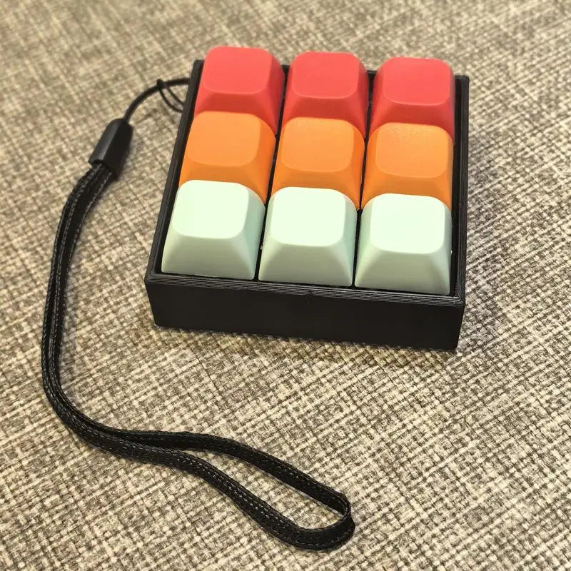 Compact Button Clicker Keychain - Fidgix