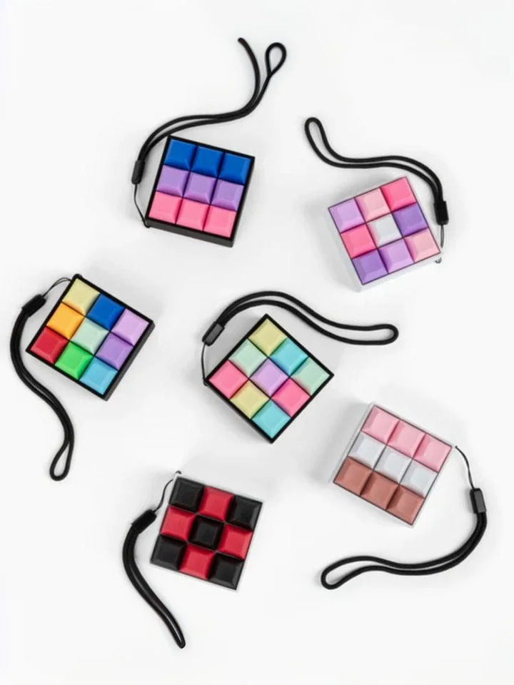 Compact Button Clicker Keychain - Fidgix