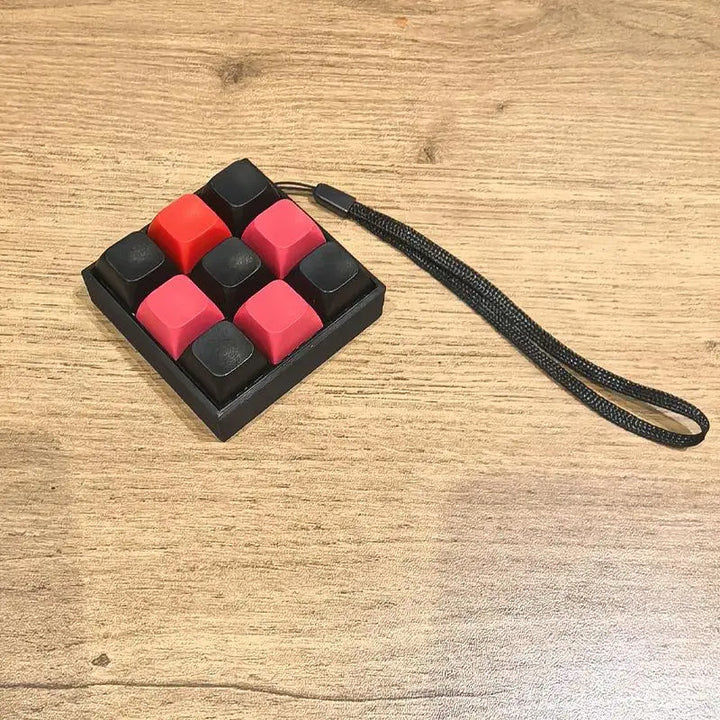 Compact Button Clicker Keychain - Fidgix
