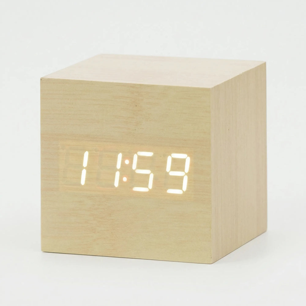 Compacte Digitale Kubusklok Met LED-Display - TimeCube