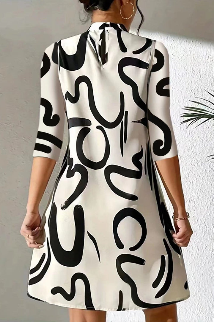 Kleid Mit Lockerem Schnitt Und Muster - Letizia
