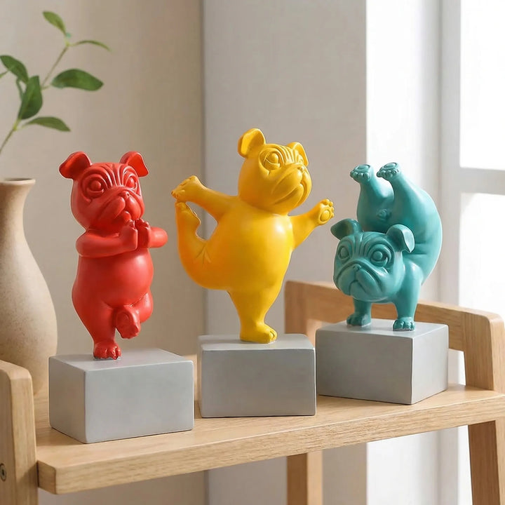 Kleurrijke Bulldog-Figuur In Yogastijl - Yogapaws