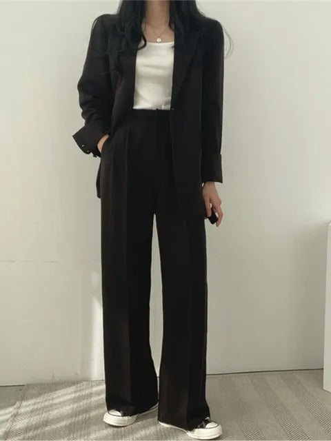 Ladies Two-Piece Suit with Stretch Fabric – Sofia
