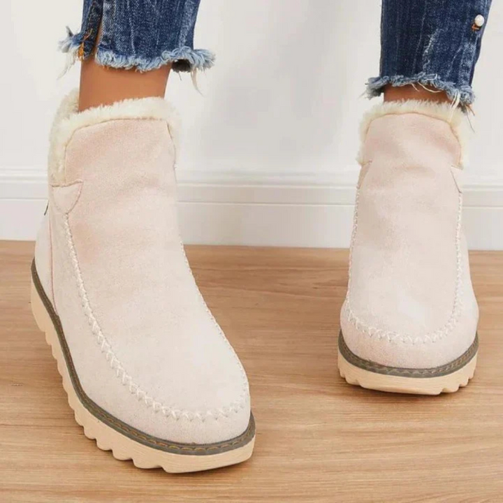 Kurzer Isolierter Knöchelstiefel - Judith