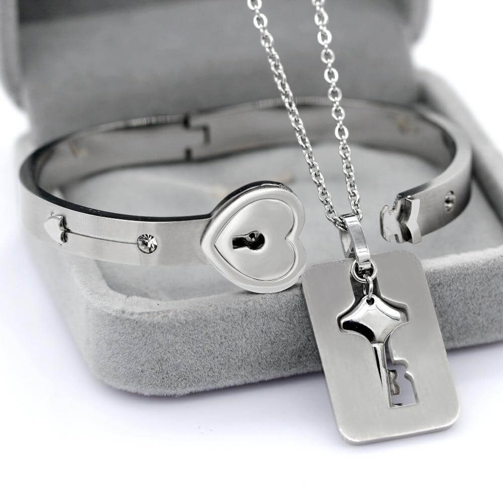 Matching Lock And Key Jewelry Set - AmorLock