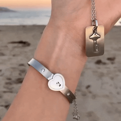Matching Lock And Key Jewelry Set - AmorLock
