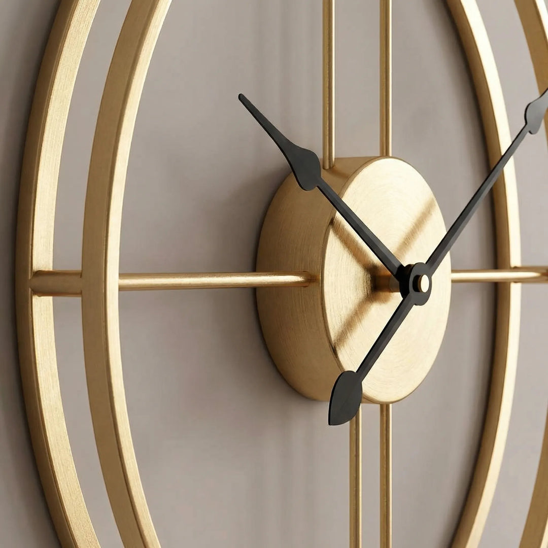 Minimalist Round Wall Clock - Skandara