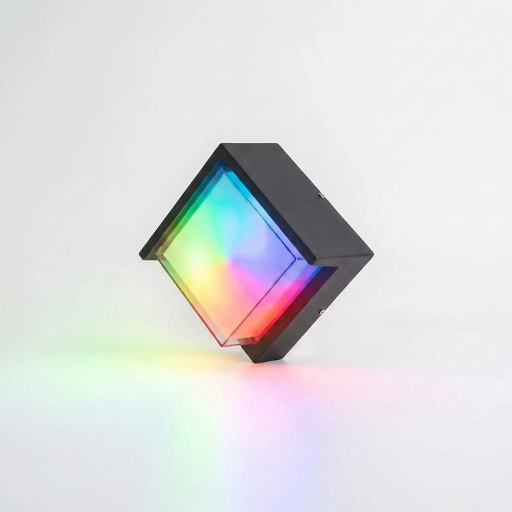 Modern Geometric Outdoor Wall Light - Vantus