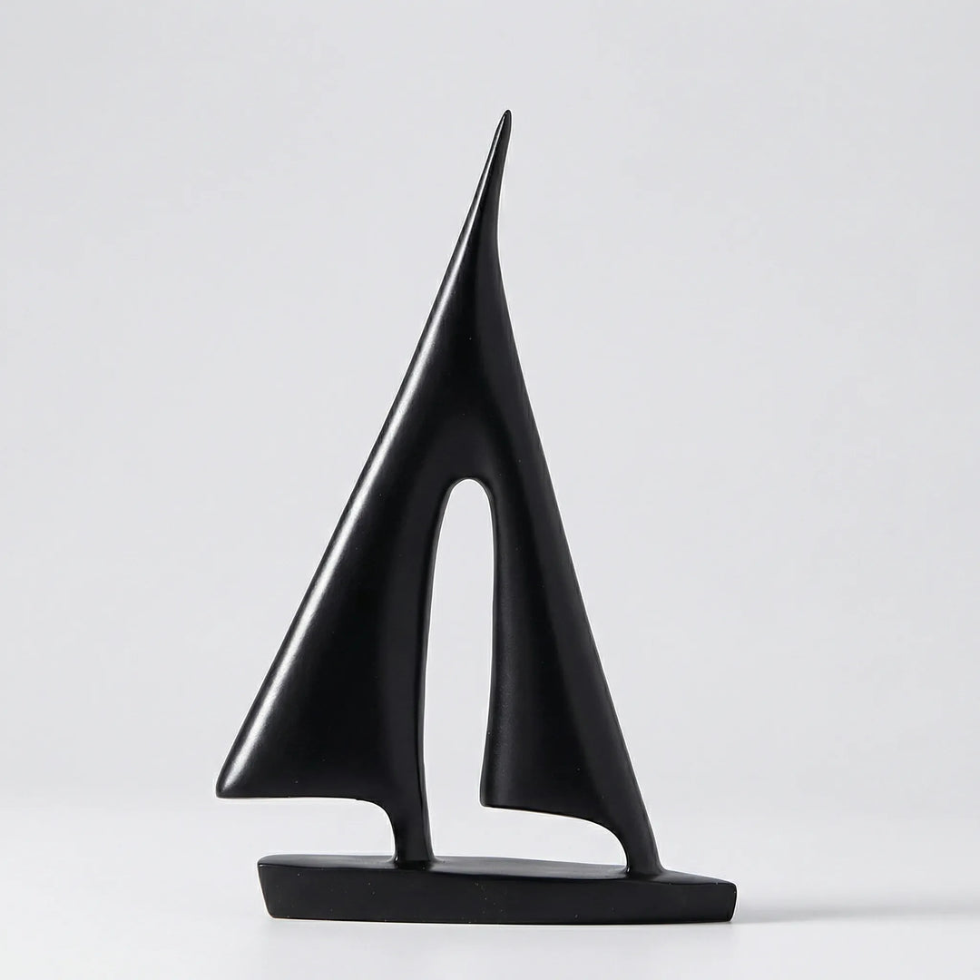 Moderne Zeilbootsculptuur In Minimalistische Stijl - Mareviso