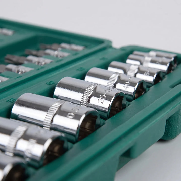 Multi-Piece Ratchet And Socket Set - Torquix