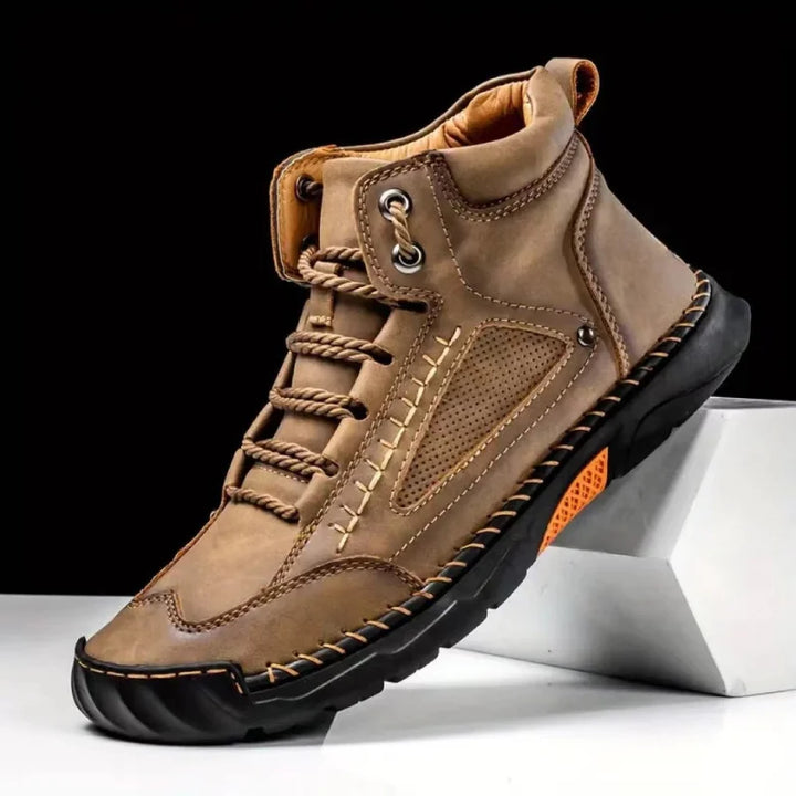 Outdoor-Inspirierter Gehschuh - Filip