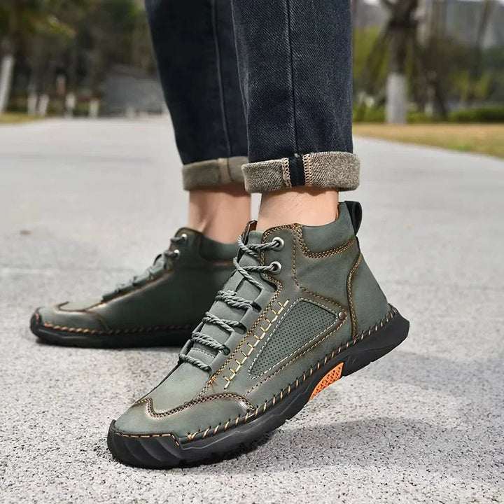 Outdoor-Inspirierter Gehschuh - Filip