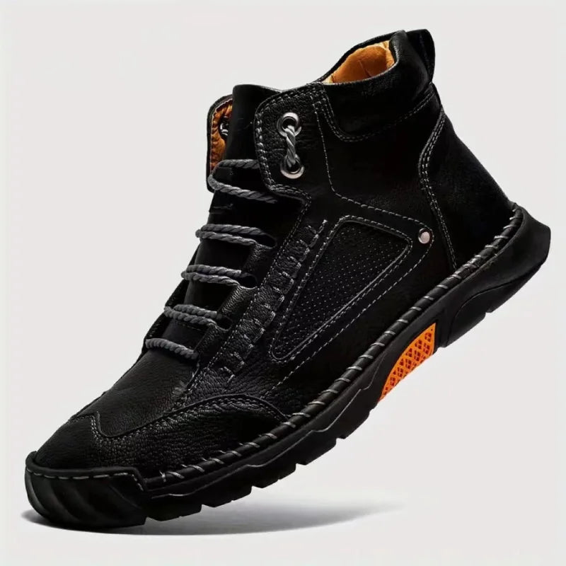 Outdoor-Inspirierter Gehschuh - Filip