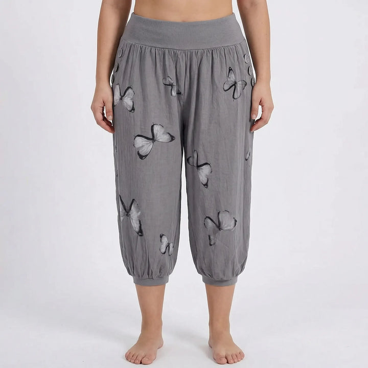 Plus Size Butterfly Print Capri Pants - Ella