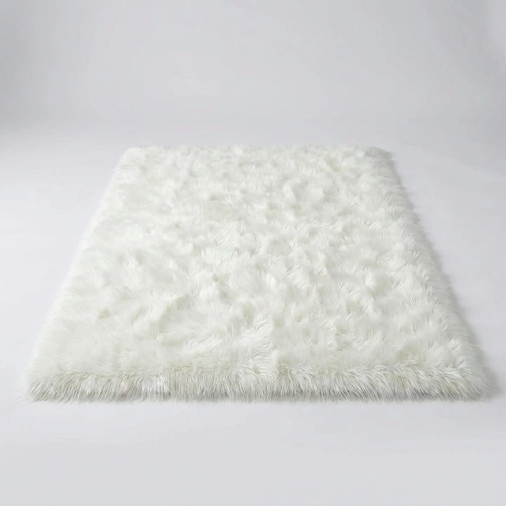 Plush Area Rug For Bedrooms - Velvielle
