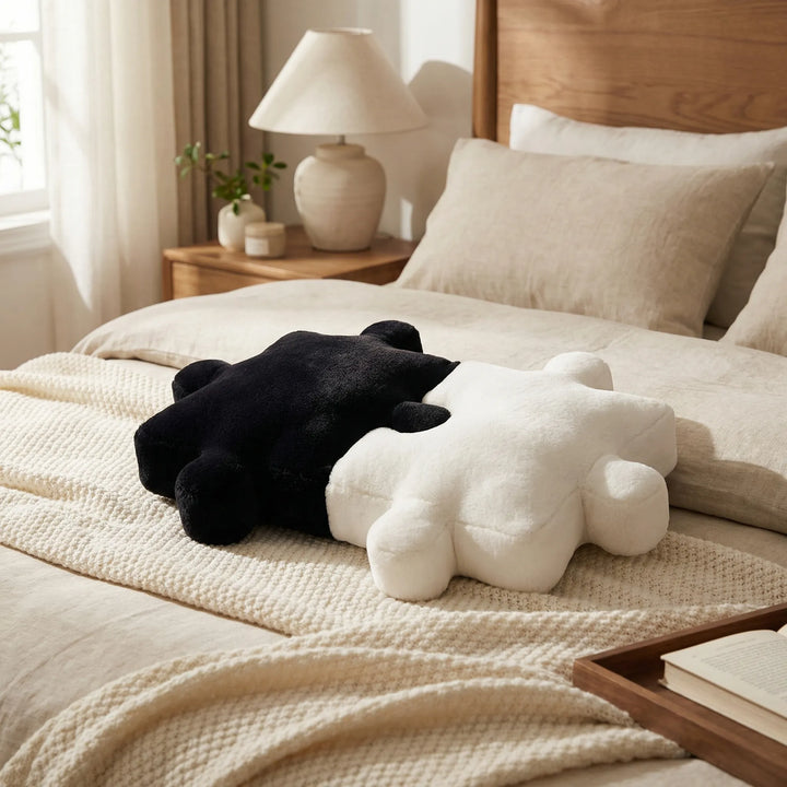 Puzzelvormig Kussen In Strak Zwart-Witdesign - Pieceplush