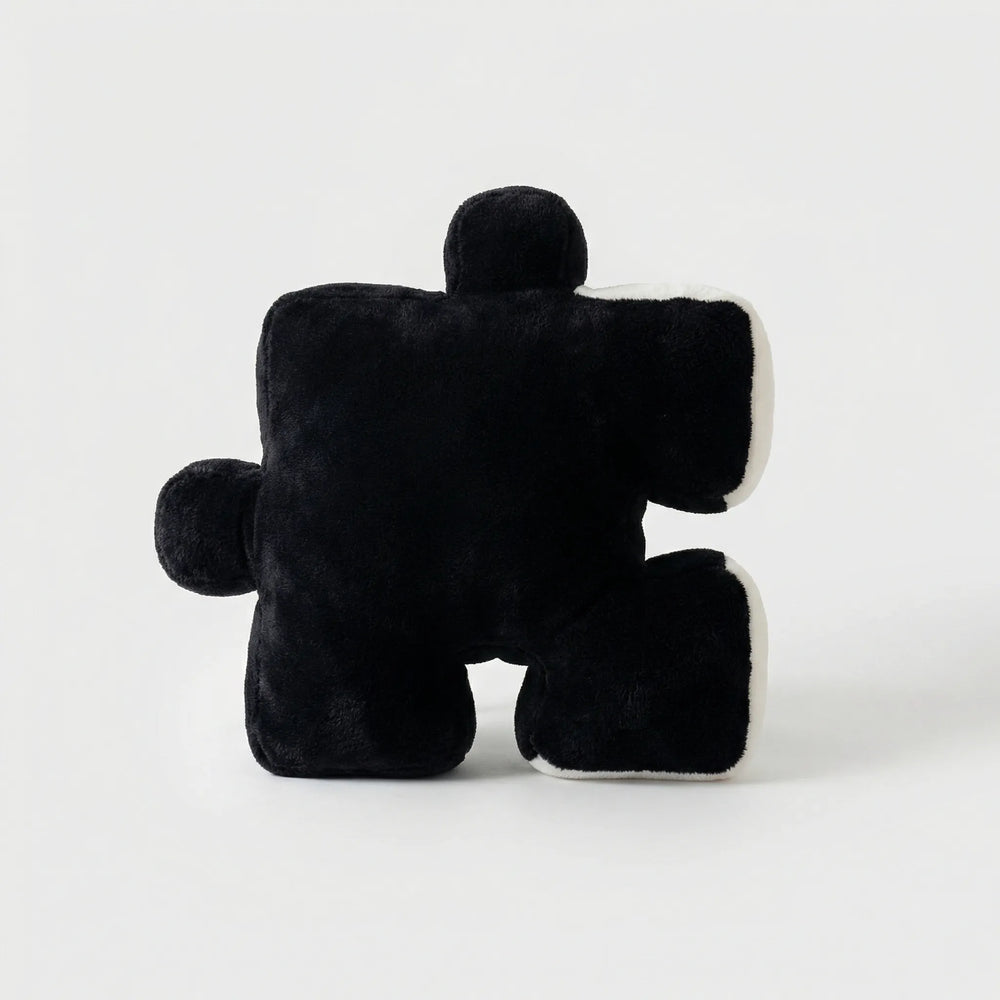 Puzzelvormig Kussen In Strak Zwart-Witdesign - Pieceplush
