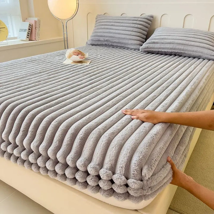 Ribbed Plush Fitted Mattress Sheet - Plushia