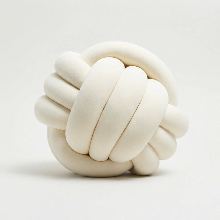 Rond Knoopkussen In Bolvorm - Plushknot
