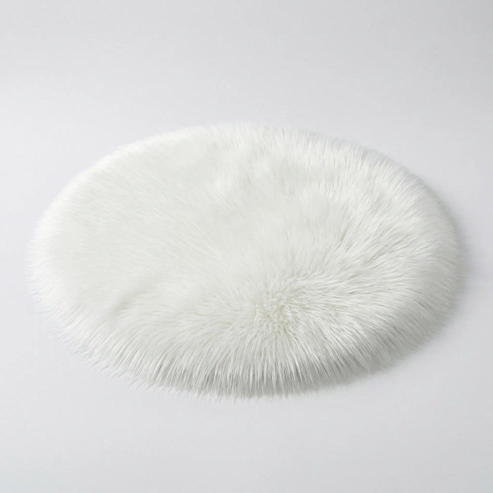 Round Plush Accent Rug - Plushio