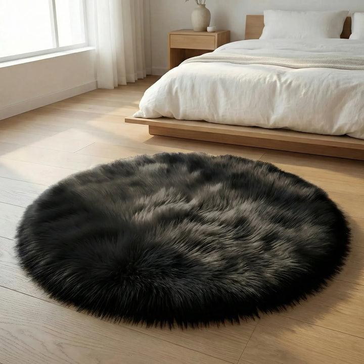 Round Plush Accent Rug - Plushio