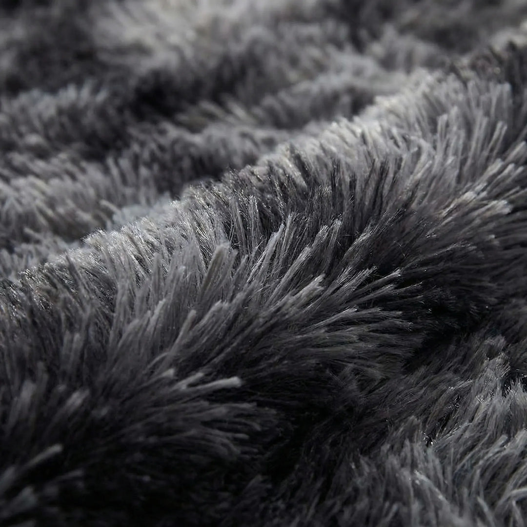Round Plush Area Rug - Lunafluff