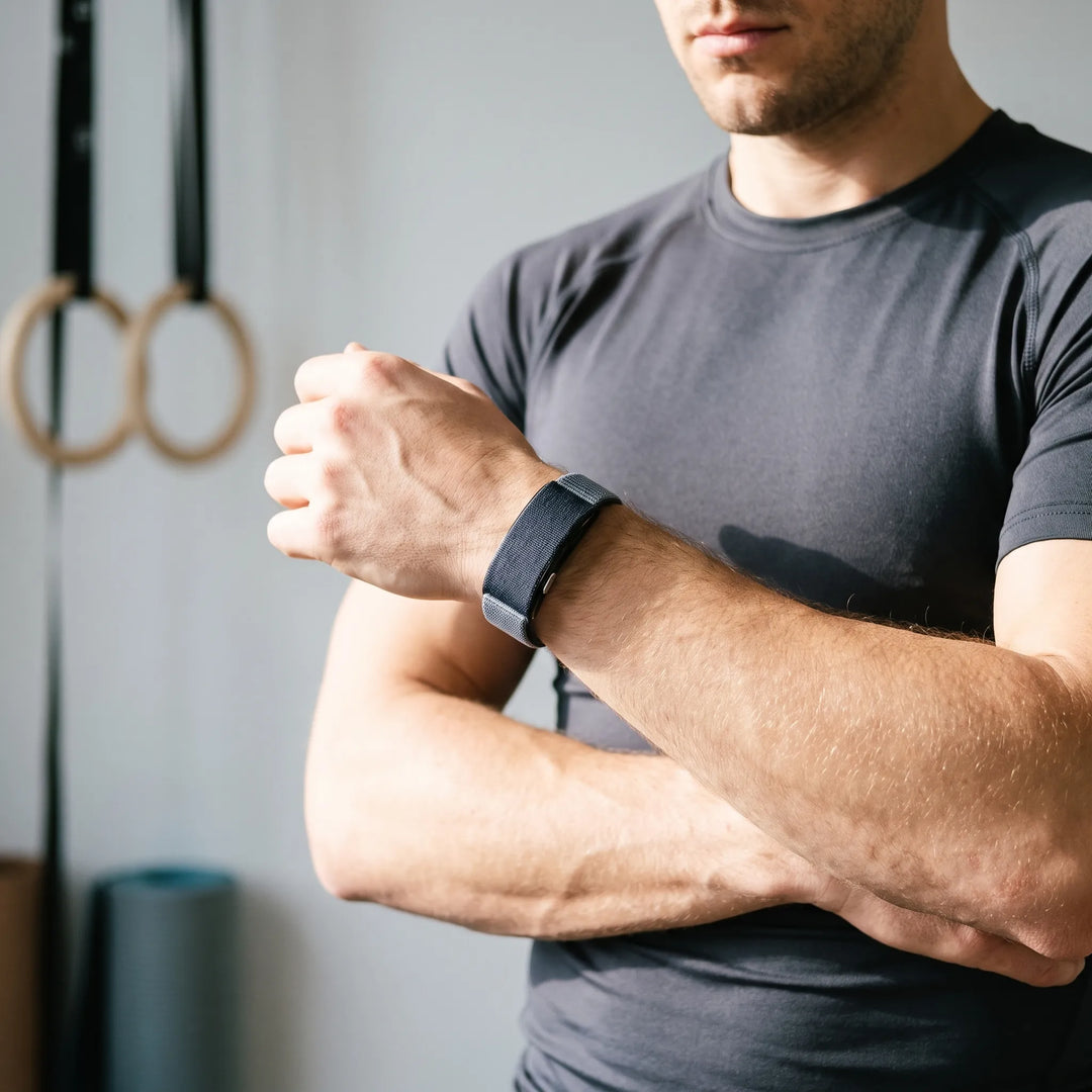 Screenless Wearable Fitness Tracker - Trakon