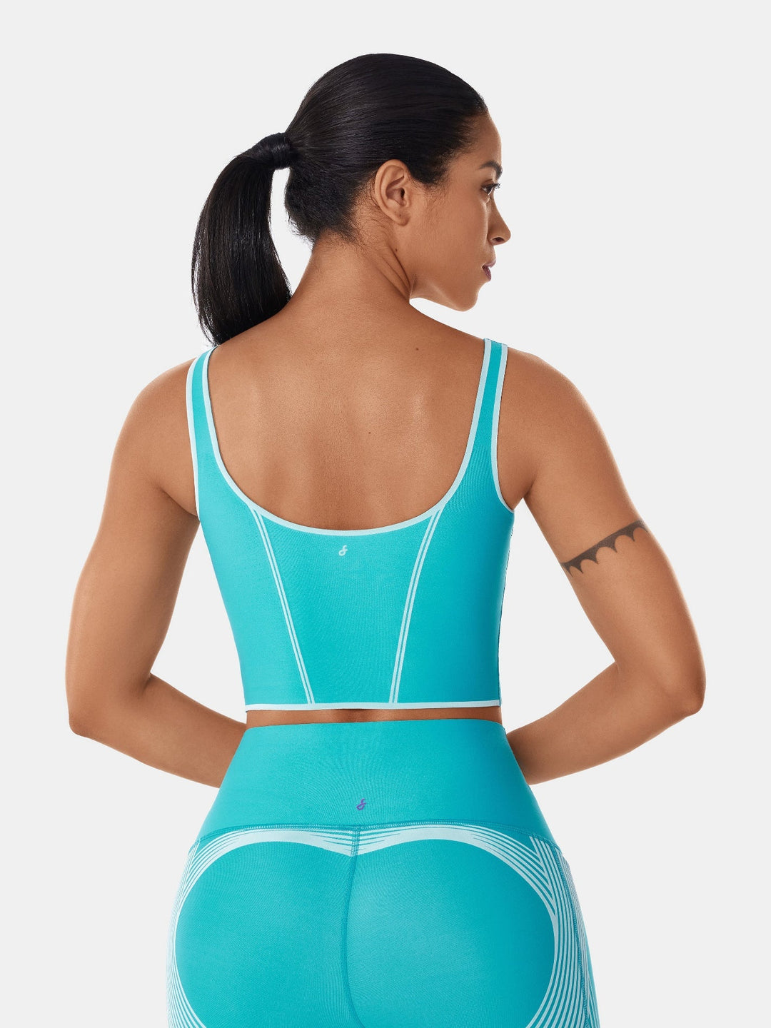Seamless Cropped Tank Top With Bra - Contoura