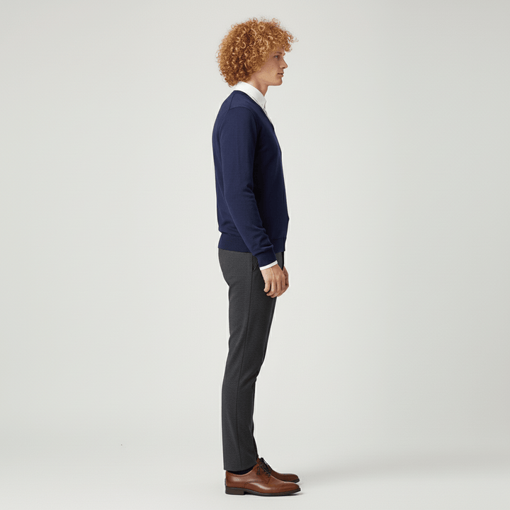 Slim-Fit V-Ausschnitt Pullover - Keanu