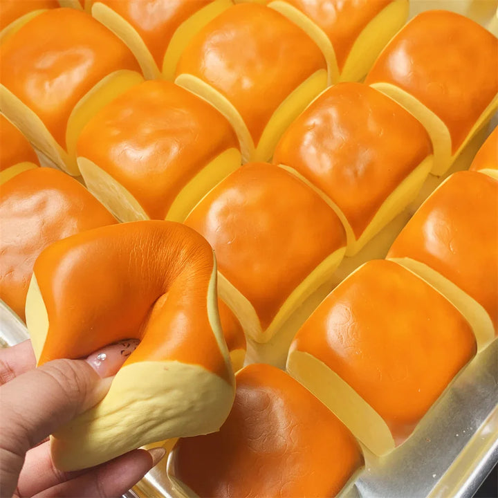 Slow-Rebound Squishy Toy - Toastelle