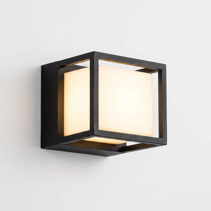 Smart Wall Light - Vesperon