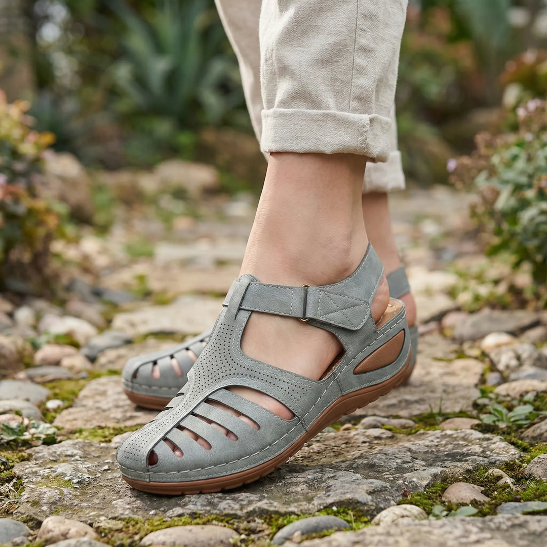 Stützende Sandalen Mit Geschlossener Zehenpartie - Marta