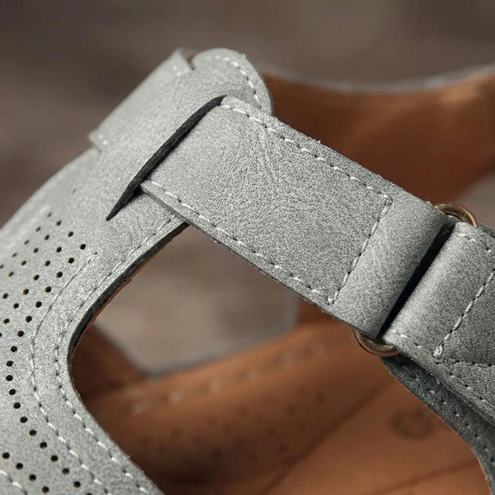 Stützende Sandalen Mit Geschlossener Zehenpartie - Marta