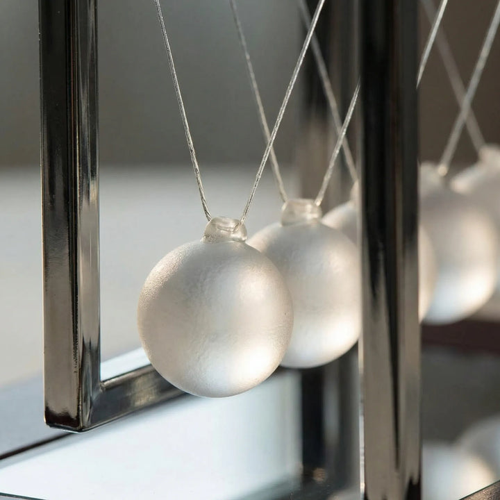 Tabletop Kinetic Desk Ornament - PendroGlow