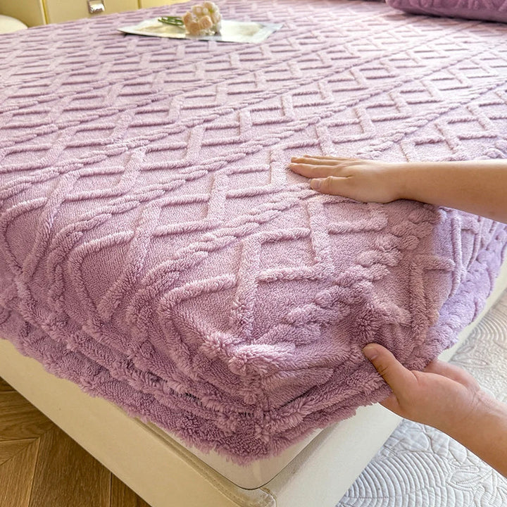 Textured Plush Fitted Sheet - Plushio