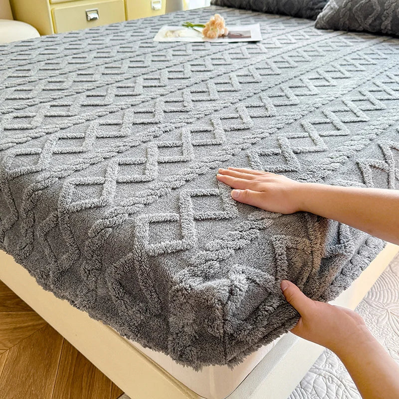 Textured Plush Fitted Sheet - Plushio