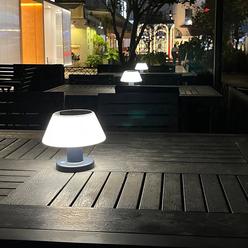 Wiederaufladbare LED Außenleuchte - Sunara