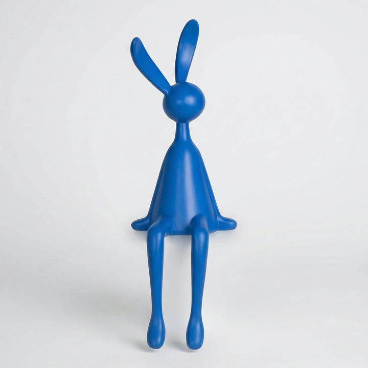 Zittend Konijnfiguur In Minimalistisch Ontwerp - Lapelo