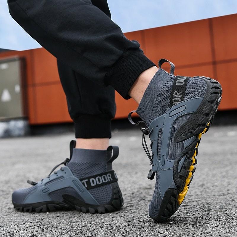Barefoot sock shoes for men with non-slip sole – Maxim-Black-5.5-Nora Luxe