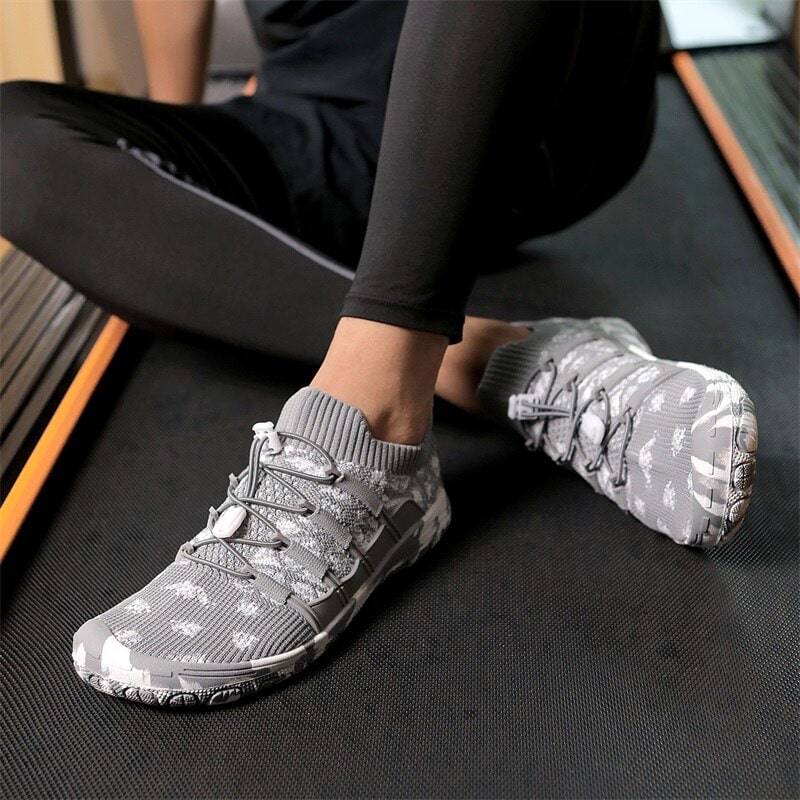 Barefoot sports shoes with non-slip sole - Auron-Black-3-Nora Luxe
