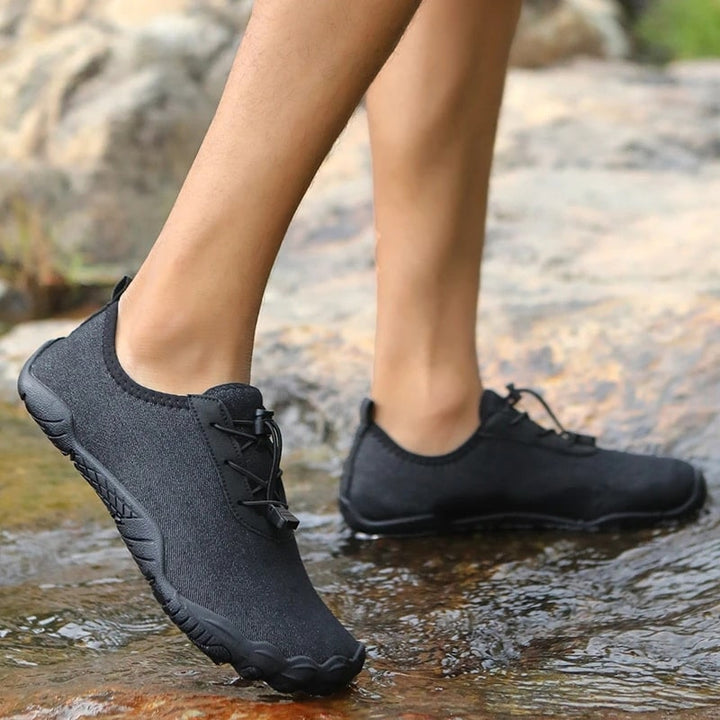 Barefoot sports shoes with non-slip sole – Leonis-Black-5.5-Nora Luxe