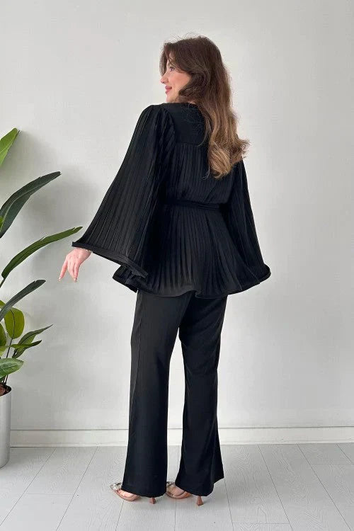 Ladies Pleated Clothing Set – Selene