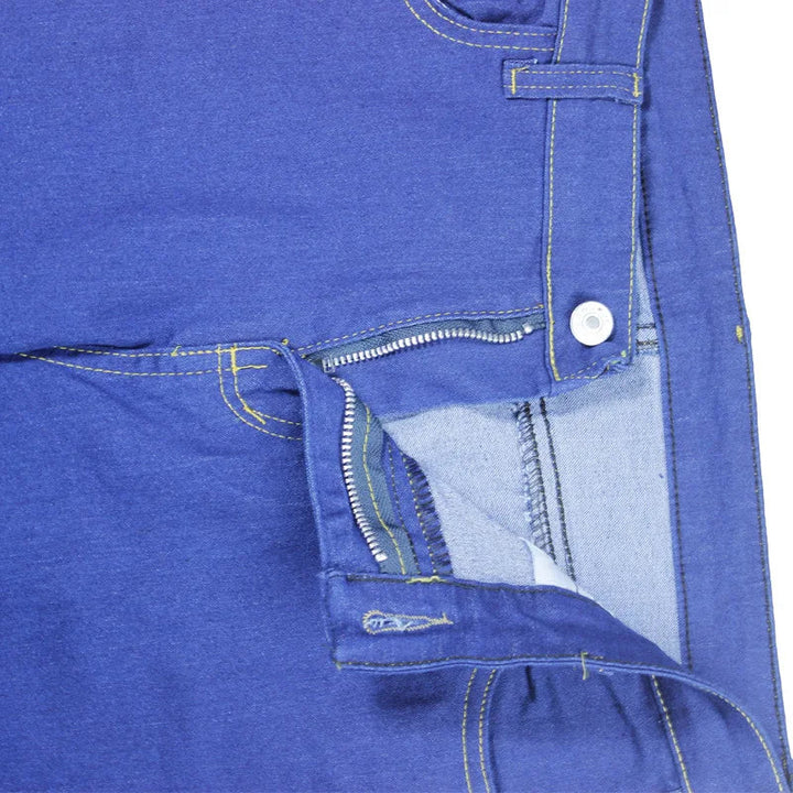 Blaue Jeans mit Reißverschluss und Knopf, Baumwolle, Detailansicht, modische Damenbekleidung
