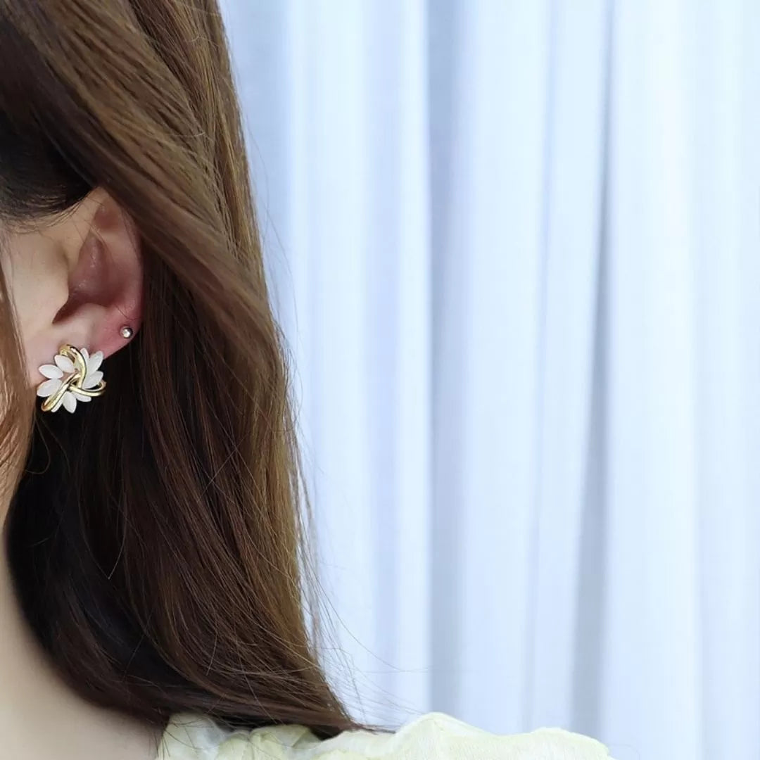 Blossom Stud Earrings - Sakura-Nora Luxe